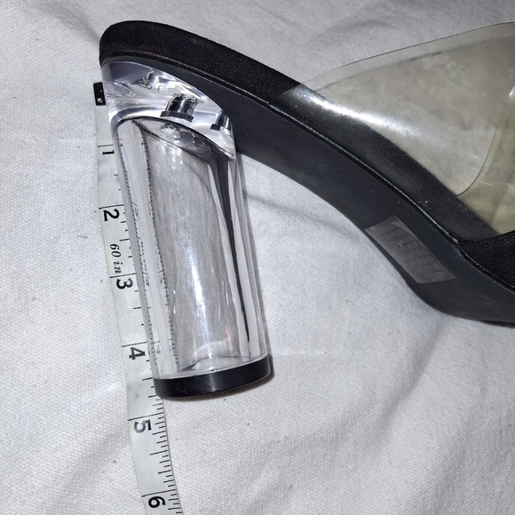 Strapless Heels - Picture 5 of 7